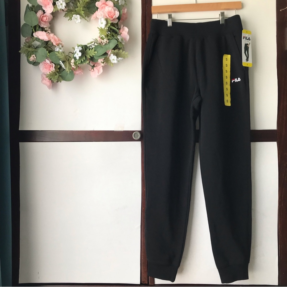 Fila black  Lady’s jogger in a small.